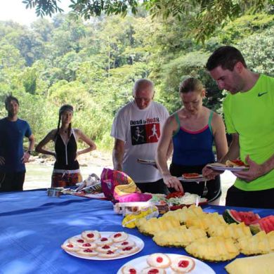Costa Rica Pacuare Camp Picnic White Water Rafting Tours