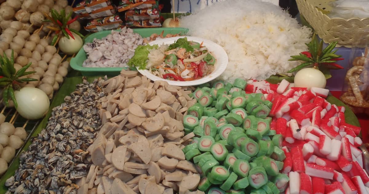 Thai market food
