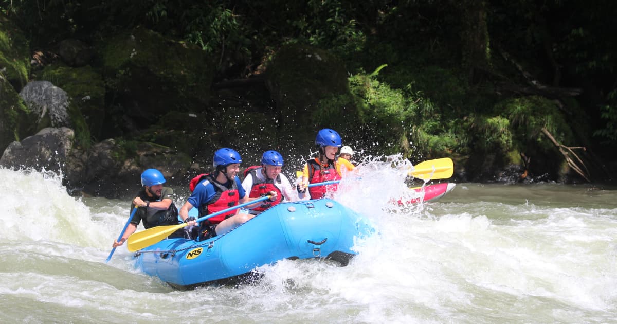 Family white water rafting in Costa Rica