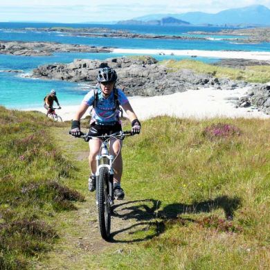 Mountain Biking Tours in Scotland for Solo Travel