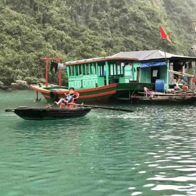 Vietnam Halong Bay Floating Village Bai Tu Long