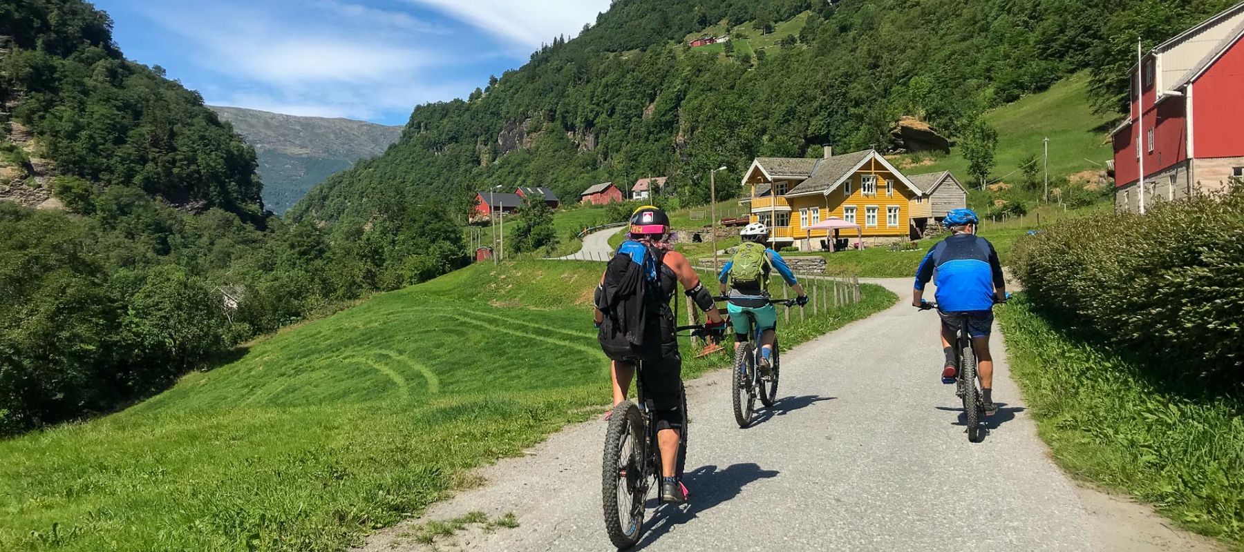 Biking and Cycling tours in Norwegian Villages